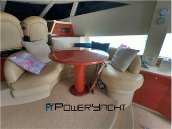 Fairline Squadron 52