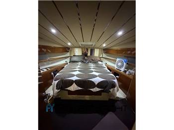 FERRETTI 150 Fly