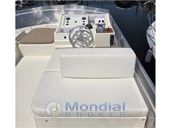 FERRETTI 120