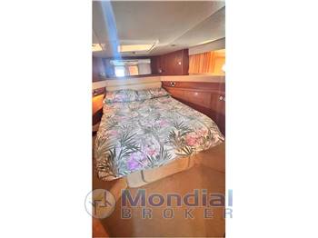 PRINCESS YACHTS 415