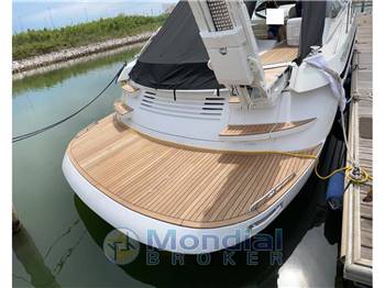 PERSHING 52 HT