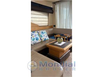 AZIMUT YACHTS 43