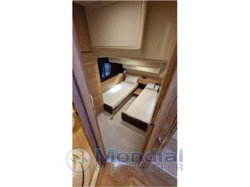 AZIMUT YACHTS 47
