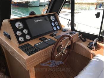 Sasga Yachts Menorquin 42 HT