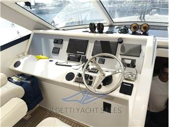 Riviera Marine 4300 Offshore Express