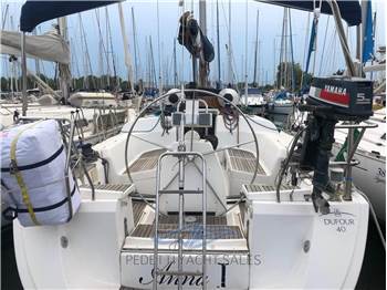 Dufour 40 Performance