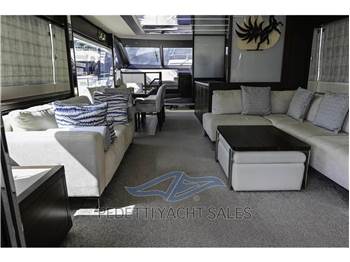 Sunseeker 76 Yacht