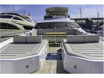 Sunseeker 76 Yacht