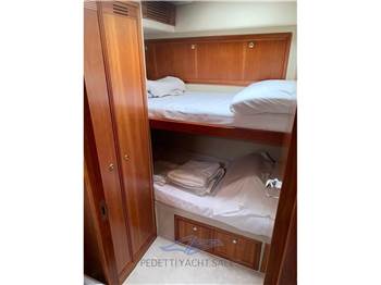 Riviera Marine 47 G2 Flybridge