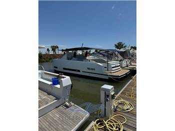 De Antonio Yachts D36 Open