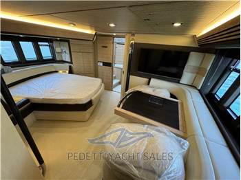Azimut 64 Flybridge