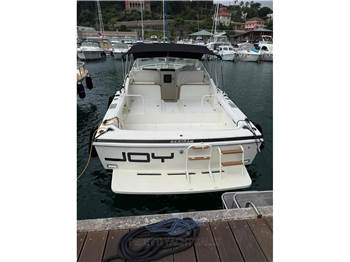 Bertram Yacht 28' Moppie