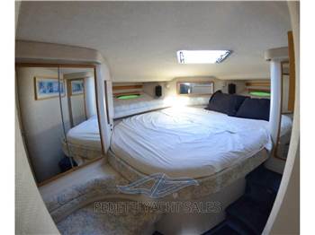 Sea Ray 400 Express