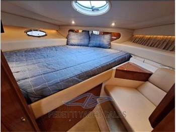 Regal Marine 3780 Sedan Bridge