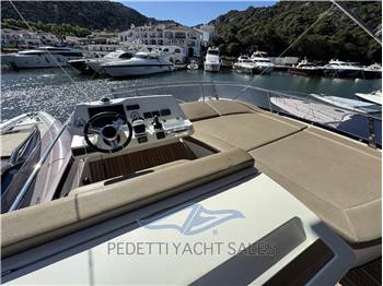 Jeanneau PRESTIGE 500 Fly