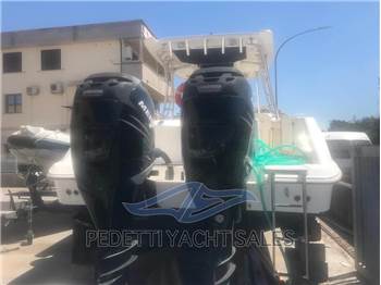 Boston Whaler 32 Cuddy