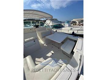 Tiara Yachts 2900 Coronet