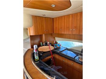 Azimut 62