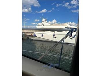 Azimut 62