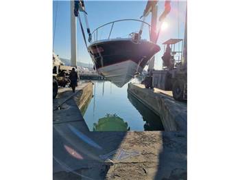 Magnum Marine MAGNUM 40