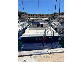 Magnum Marine MAGNUM 40