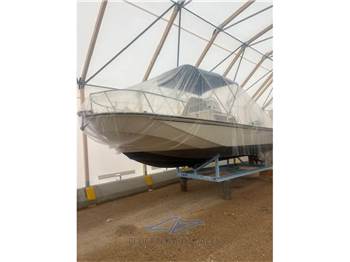 Boston Whaler 22 Outrage