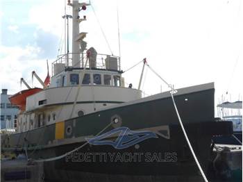 Tugboat Hitzler