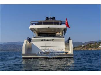 Custom Albatros Trawler