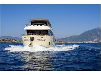 Custom Albatros Trawler