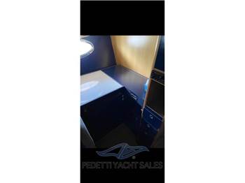 Riva Caribe 42