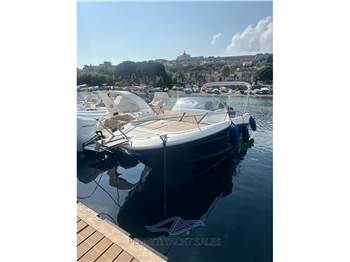 Jeanneau Cap Camarat 7,5 WA