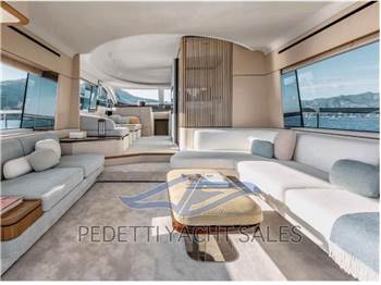 Azimut 68 flybridge MY 2021