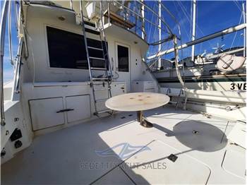 Hatteras 54 Convertible