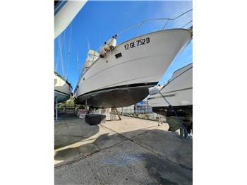 Hatteras 54 Convertible