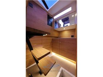 De Antonio Yachts D34 Open