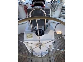 Hunter 410