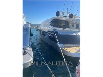 Pershing 62