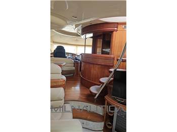 Azimut 68 Plus
