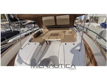 Azimut Magellano 53