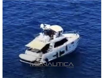 Azimut Magellano 53