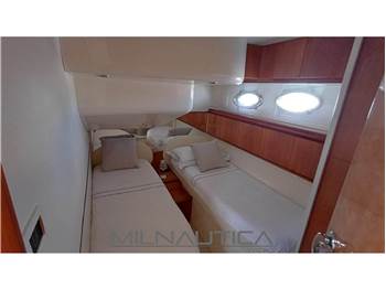 Pershing 50'