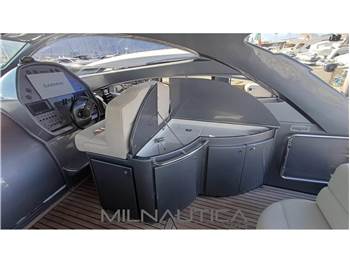Pershing 50'
