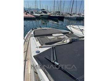Azimut S7