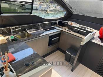 Azimut S7