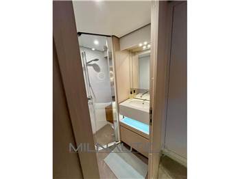 Azimut 68 flybridge