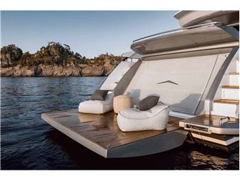 AZIMUT YACHTS 2021
