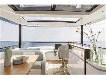 AZIMUT YACHTS AZIMUT 72 FLY