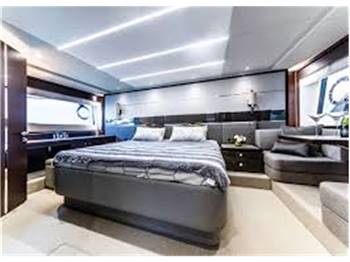 SUNSEEKER 74 SPORT YACHT