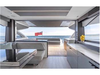 SUNSEEKER 74 SPORT YACHT