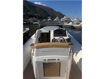 PANAMERA YACHT PY10